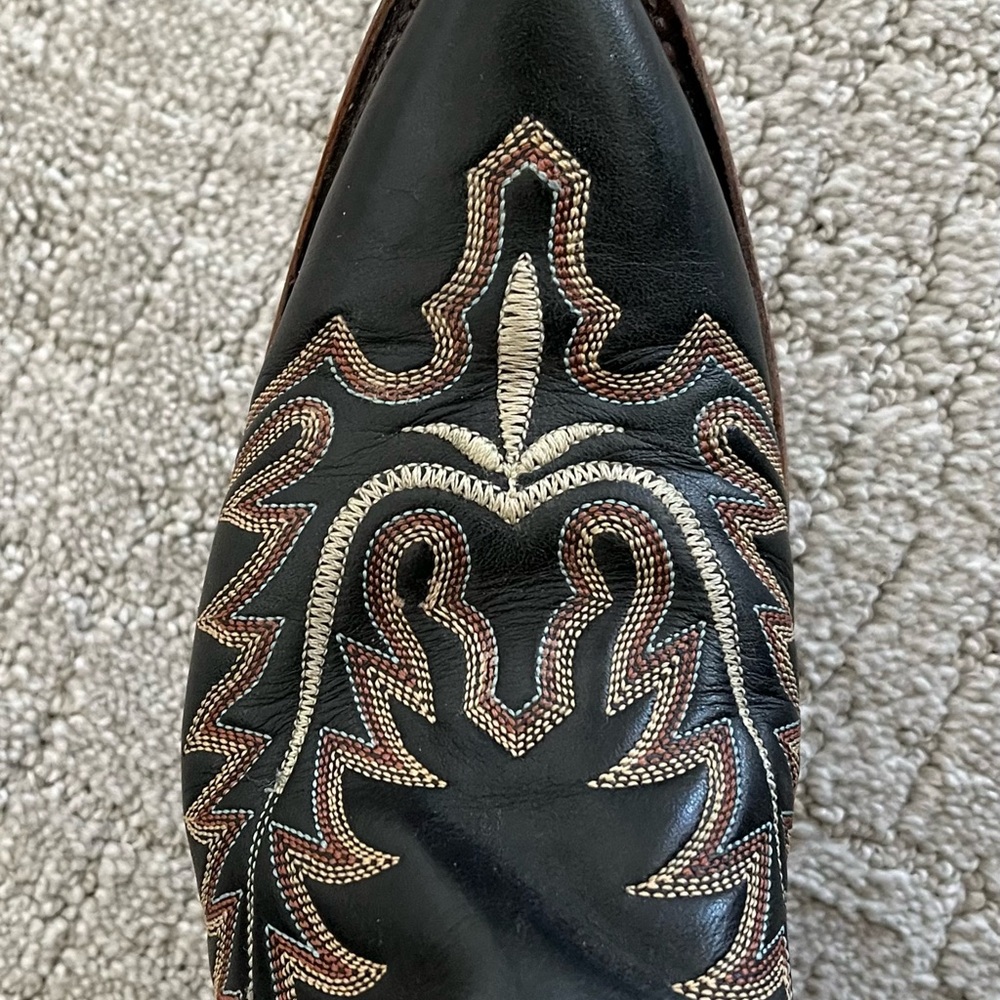 Lucchese Black Leather Western Cowboy Boots Stitched embellishments Rare 9.5 M! - Picture 10 of 16